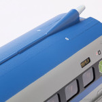 屋根上部。大きな碍子が印象的なケーブルヘッドを再現。 屋根上部。大きな碍子が印象的なケーブルヘッドを再現。