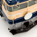 P形独特のスカートを再現。 P形独特のスカートを再現。