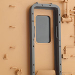 妻面部分。アンチローリングダンパーや幌のほか、当形式独特の、水タンクに圧縮空気を送るための配管・ツナギ箱やバルブなどを実感的に再現。 妻面部分。アンチローリングダンパーや幌のほか、当形式独特の、水タンクに圧縮空気を送るための配管・ツナギ箱やバルブなどを実感的に再現。