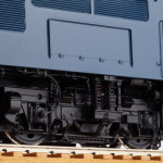 バッテリー取り出し口付近のディテールと、1エンド側の台車周り。 バッテリー取り出し口付近のディテールと、1エンド側の台車周り。